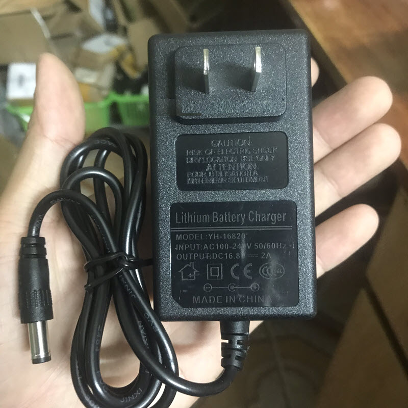 Adapter sạc pin Nguồn sạc Pin 2A16.8V 