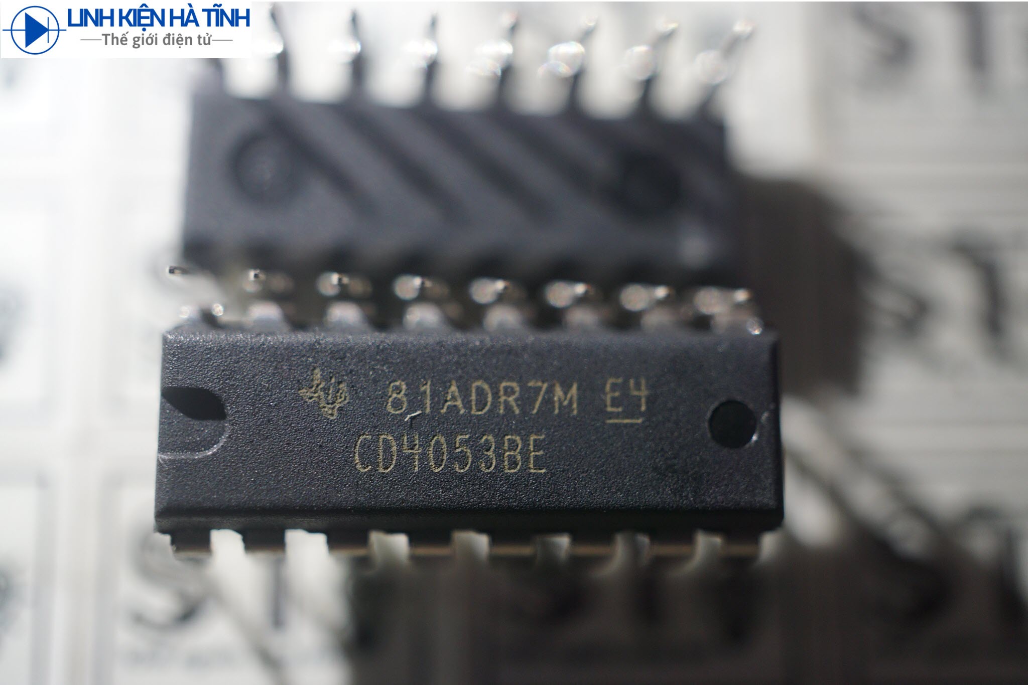 IC dồn/tách kênh CD4053 4053 CD4053BE DIP-16 mới